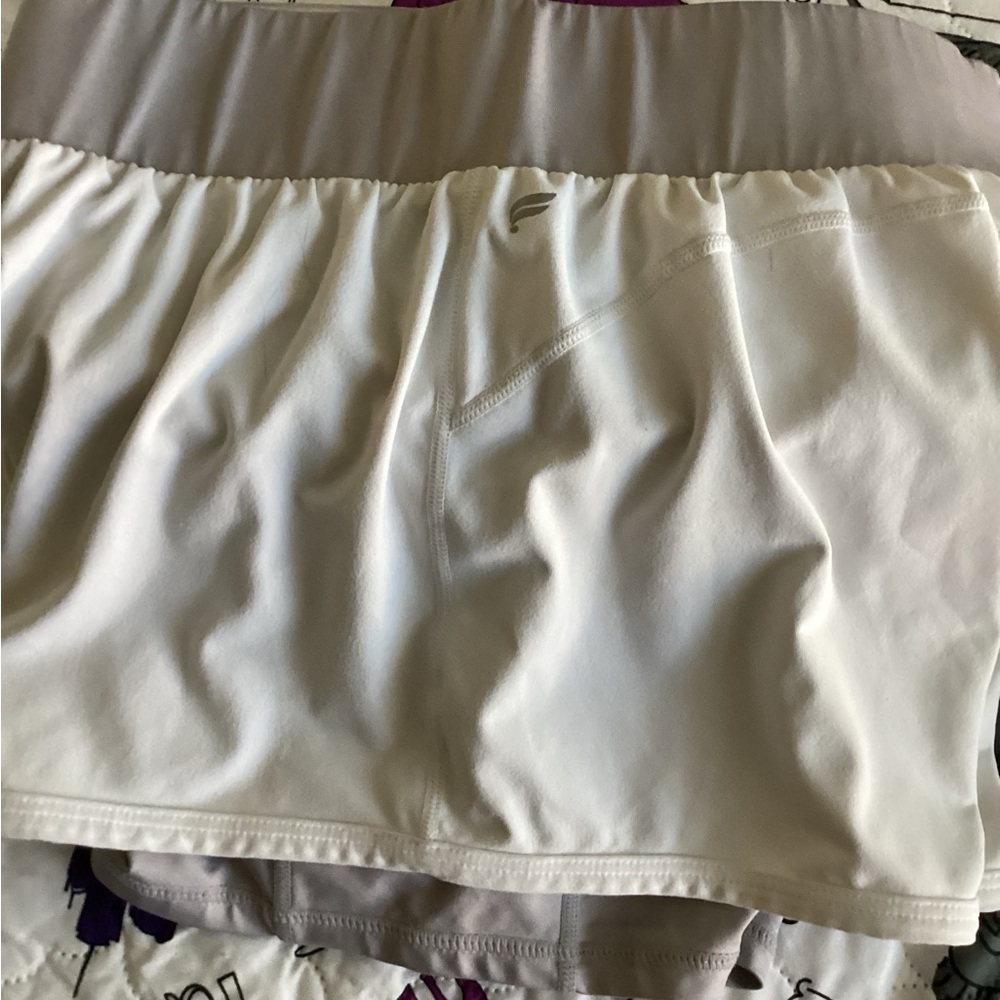 Fabletics shorts - Picture 4 of 4